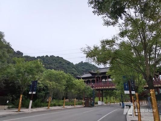 北京別墅項目預(yù)售證取證形象進度（北京別墅市場供需關(guān)系分析）